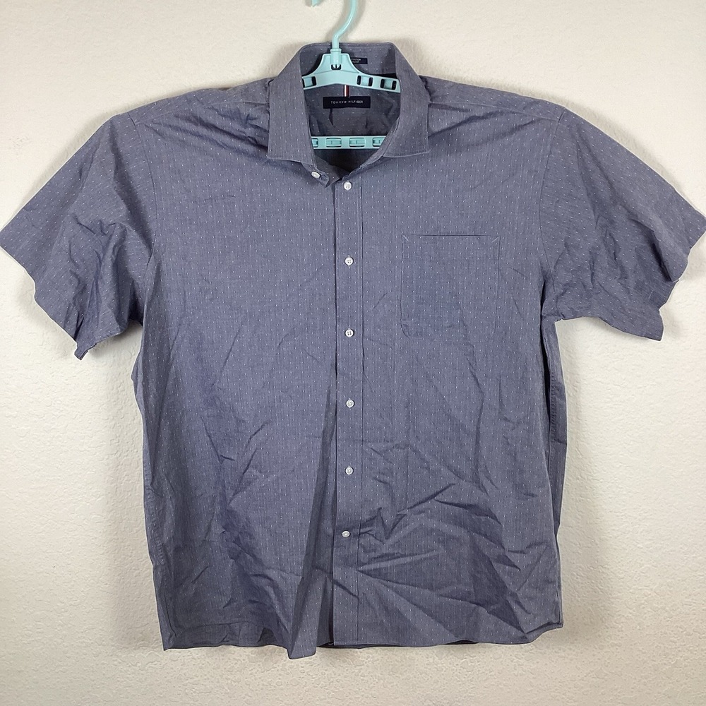 Tommy Hilfiger Mens Short Sleeve Button Up Shirt Sz XL 17-17.5 34/35 Excellent - Picture 1 of 7